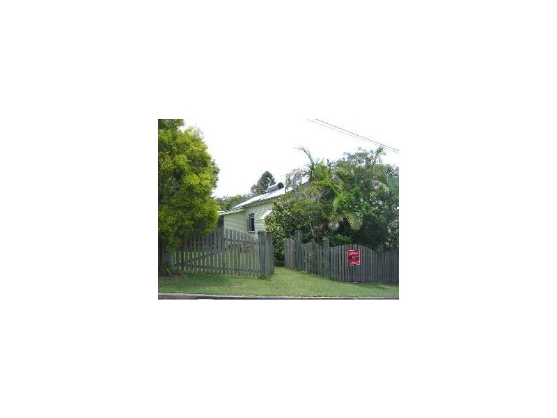 13 WALTER ST, Toowong QLD 4066