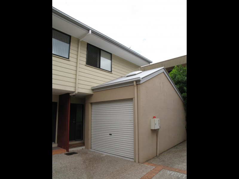 5/56 WARREN STREET, St Lucia QLD 4067