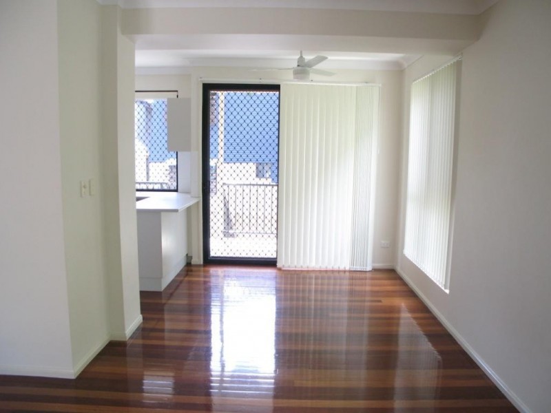 5/56 WARREN STREET, St Lucia QLD 4067