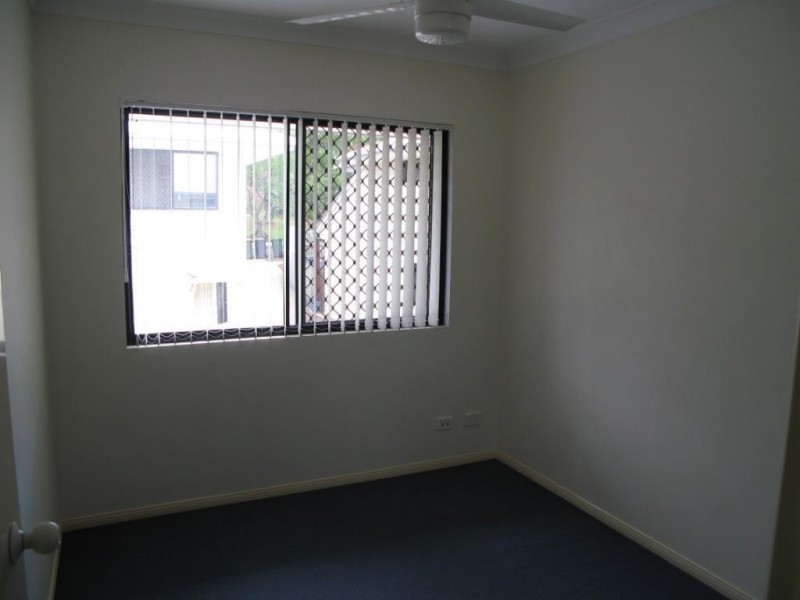 5/56 WARREN STREET, St Lucia QLD 4067