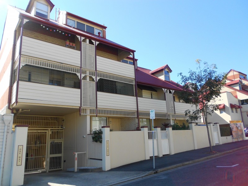 17/53 WARRY STREET, Spring Hill QLD 4000