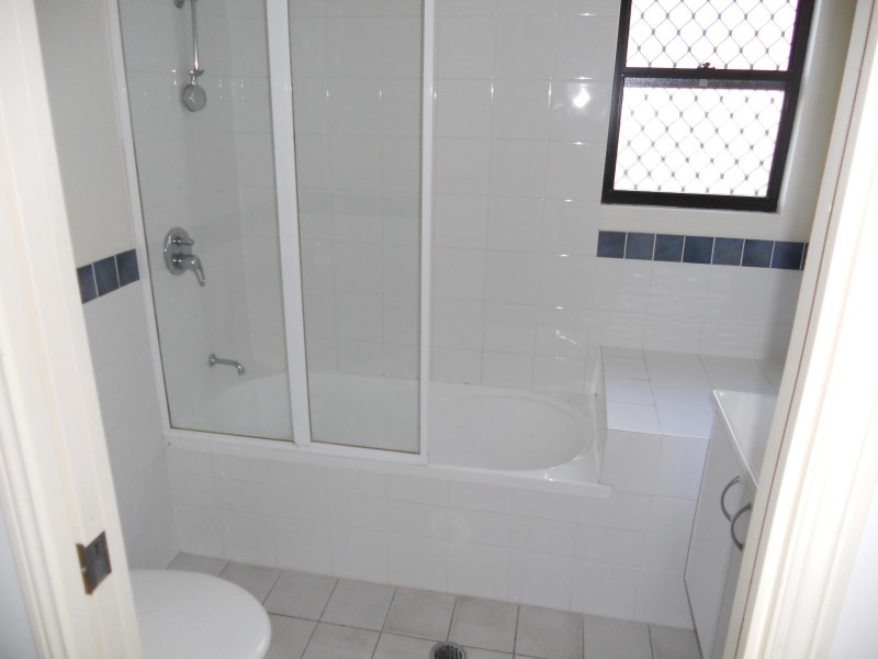 5/56 WARREN STREET, St Lucia QLD 4067