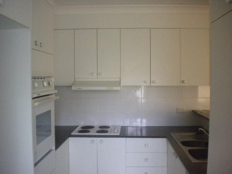 6/71 WARREN STREET, St Lucia QLD 4067