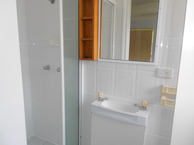 6/71 WARREN STREET, St Lucia QLD 4067