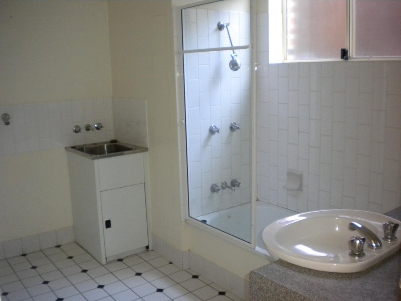 1/77 WAVERLEY ROAD, Taringa QLD 4068