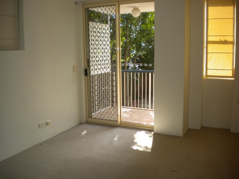 1/77 WAVERLEY ROAD, Taringa QLD 4068