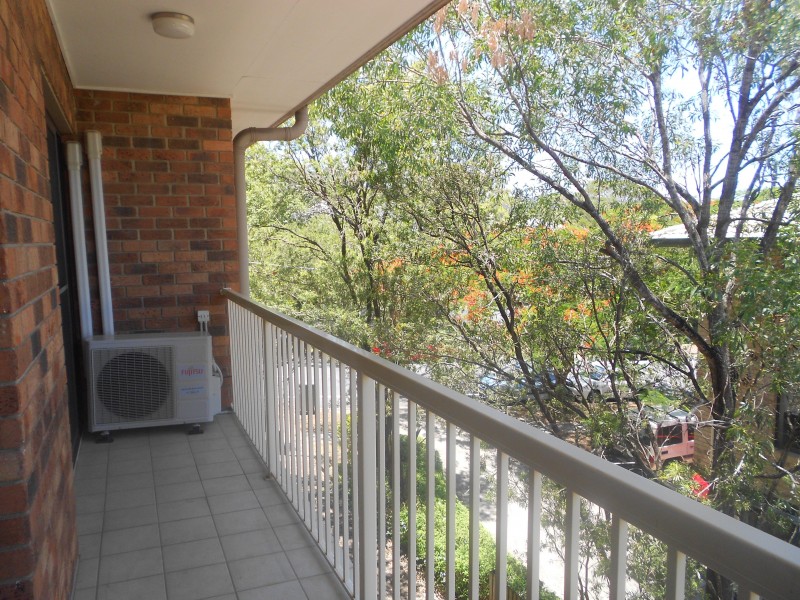 4/124 WHITMORE ST, Taringa QLD 4068