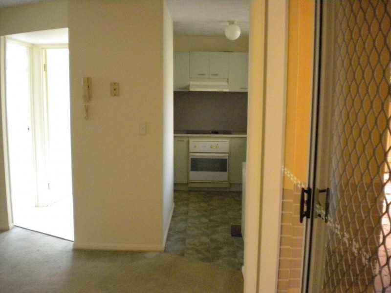 5/16 YORK ST, Indooroopilly QLD 4068