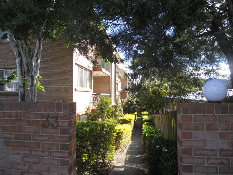 4/33 YORK ST, Indooroopilly QLD 4068