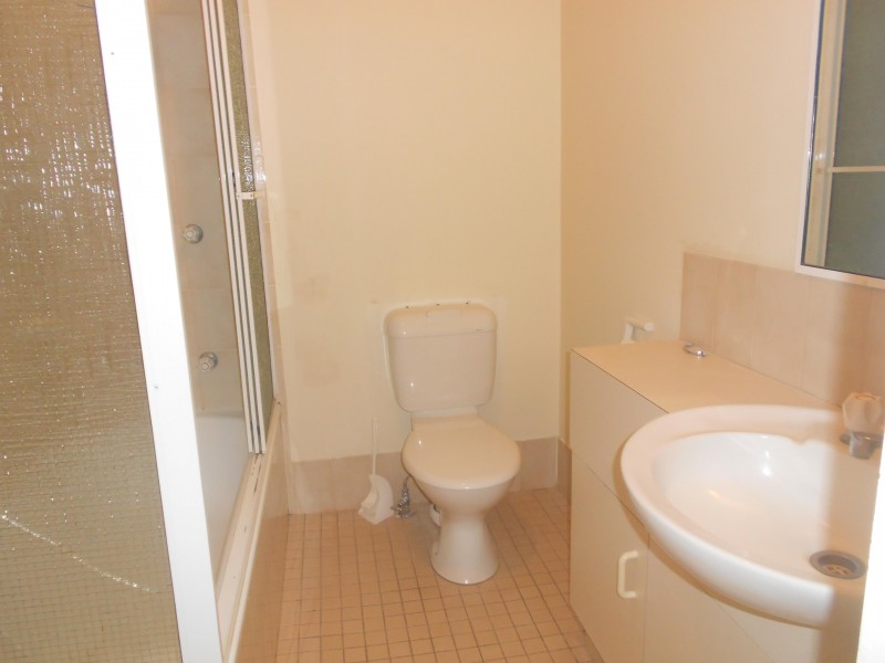 5/33 YORK STREET, Indooroopilly QLD 4068