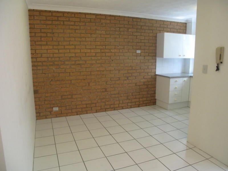 4/11 YORK STREET, Indooroopilly QLD 4068
