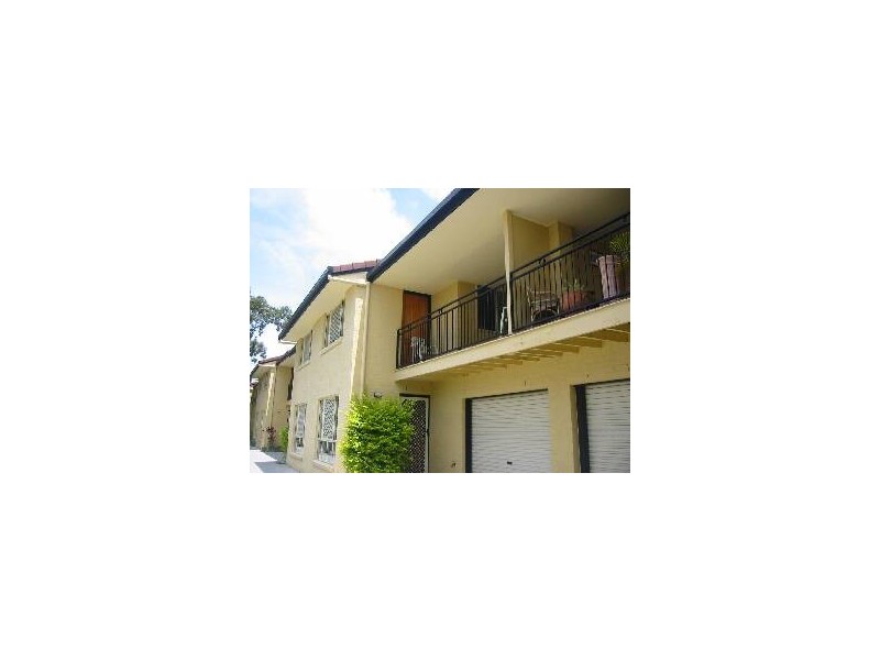 4/17 ELLEN ST, Woody Point QLD 4019