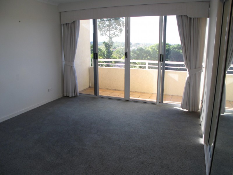 3/200 SWANN ROAD, Taringa QLD 4068