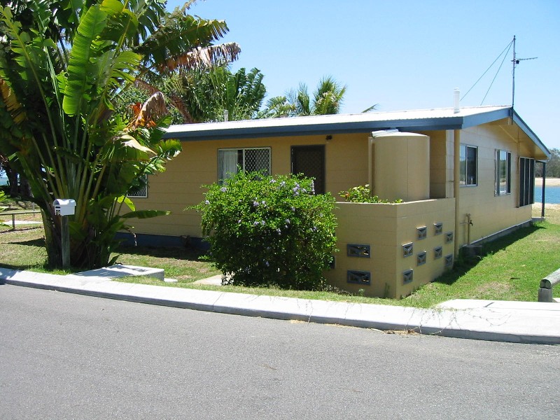 Boyne Island QLD 4680