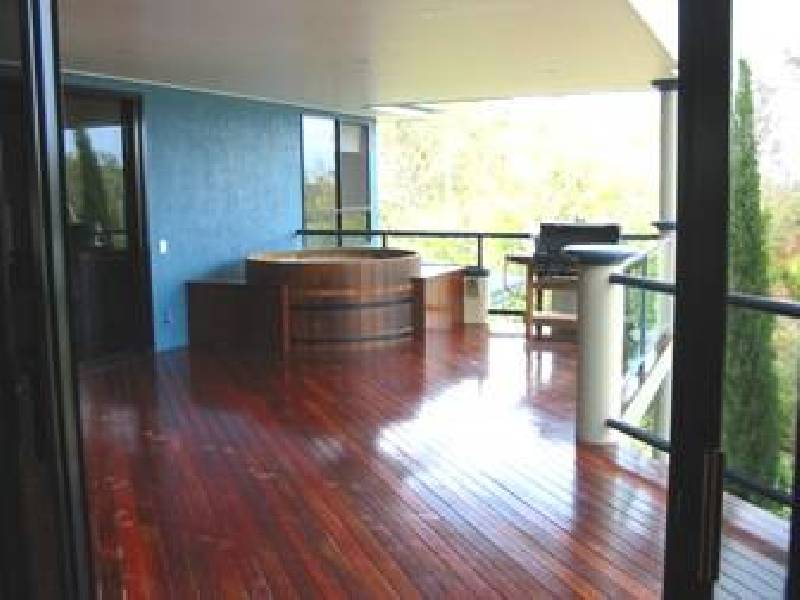 9 River Drive, Boyne Island QLD 4680