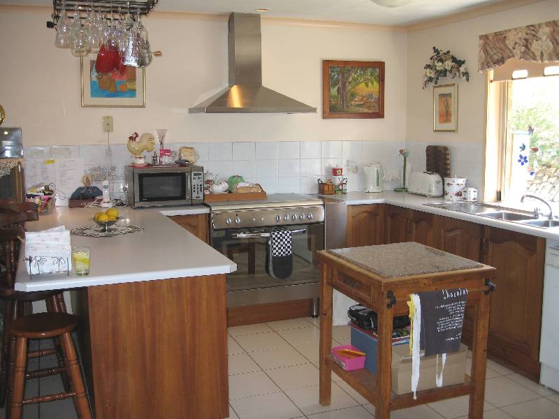 25 Helen Crescent, Wurdong Heights QLD 4680