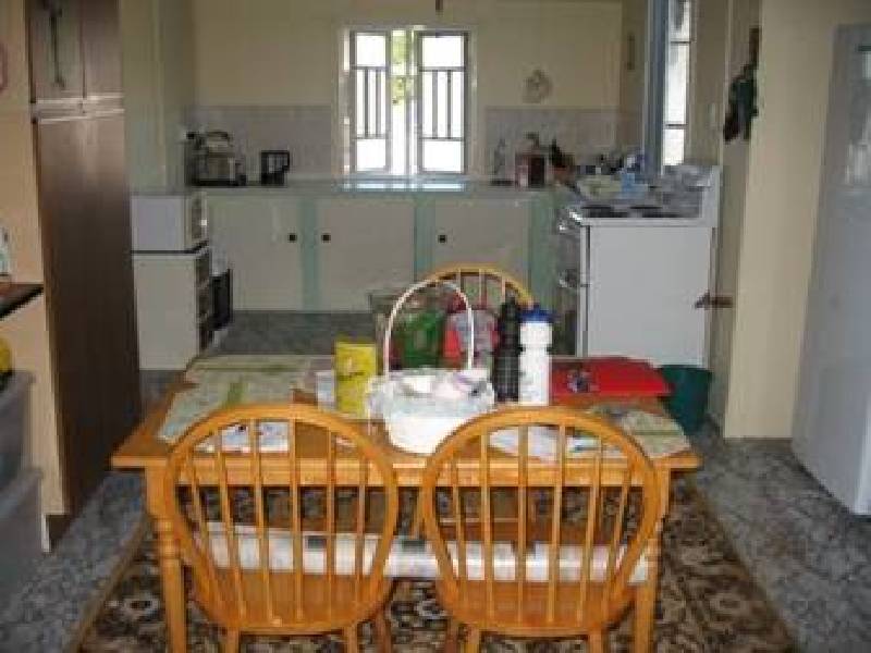 50 Wadeleigh Street, Bororen QLD 4678