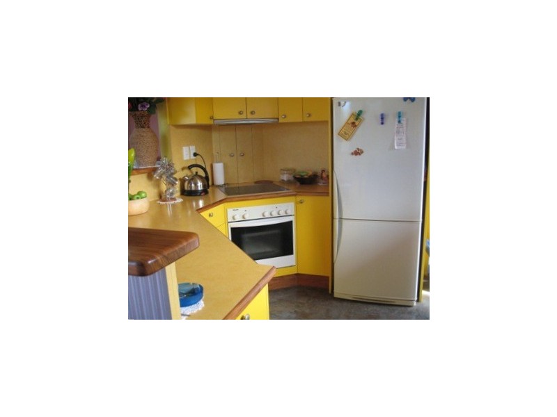 67 Wyndham Ave, Boyne Island QLD 4680