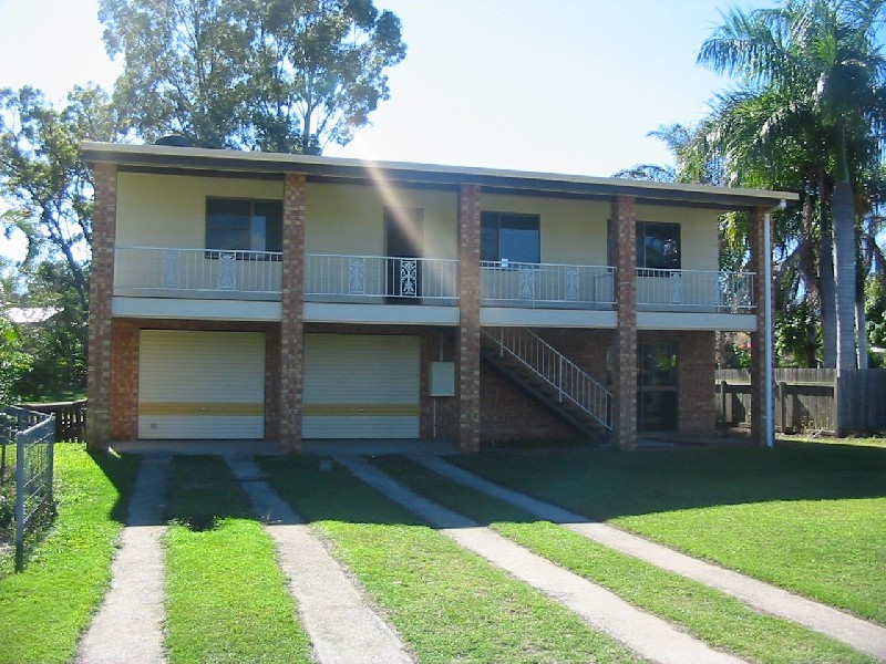 8 Andrew Court, Boyne Island QLD 4680