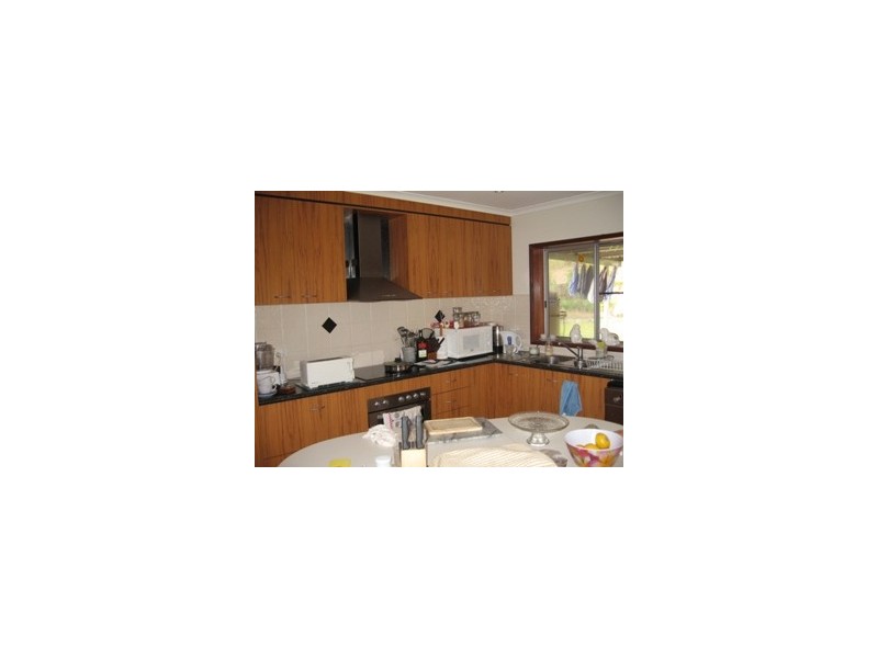 2 Mounter Street, Boyne Island QLD 4680