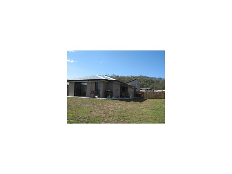 5 Jeana Close, Boyne Island QLD 4680