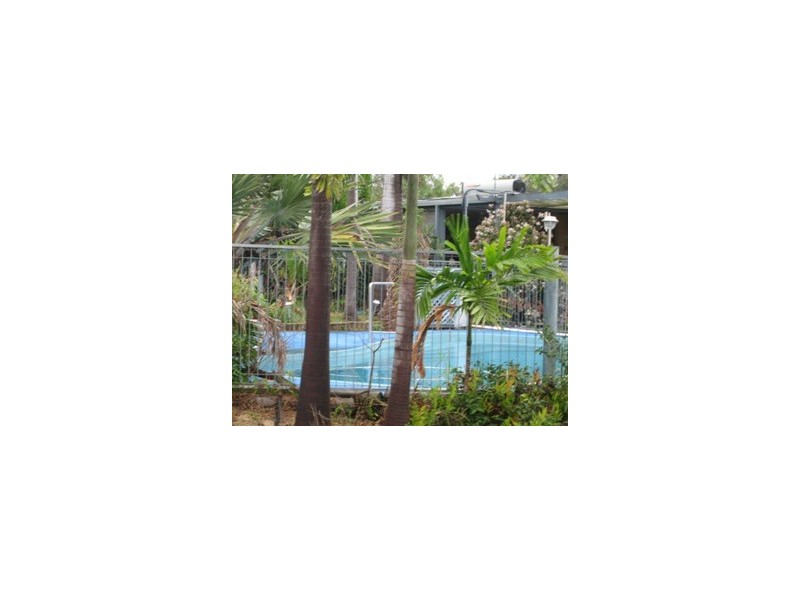 26 Mounter Street, Boyne Island QLD 4680