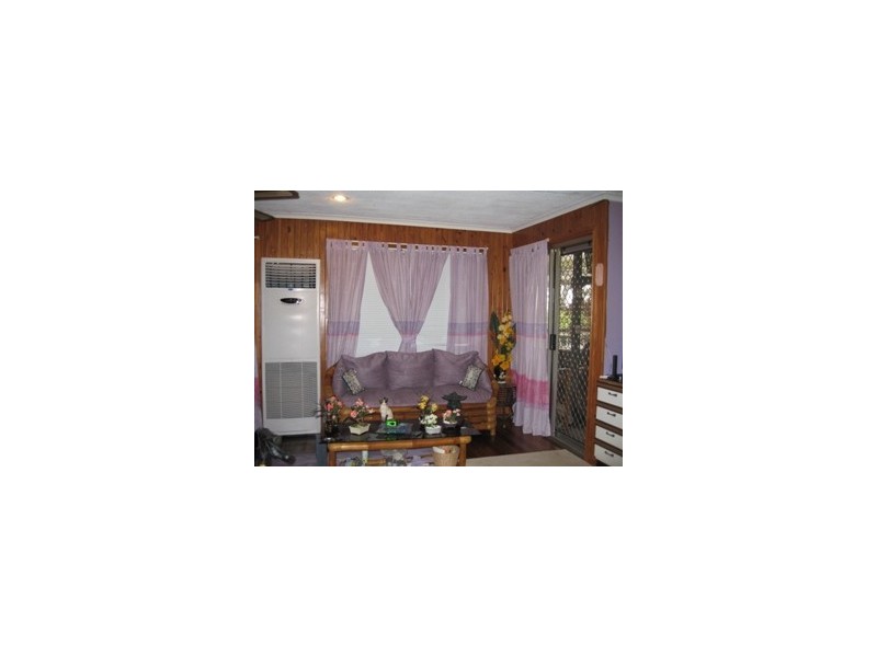 26 Mounter Street, Boyne Island QLD 4680