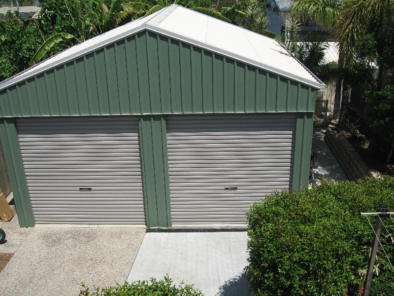 7 Crest Avenue, Boyne Island QLD 4680