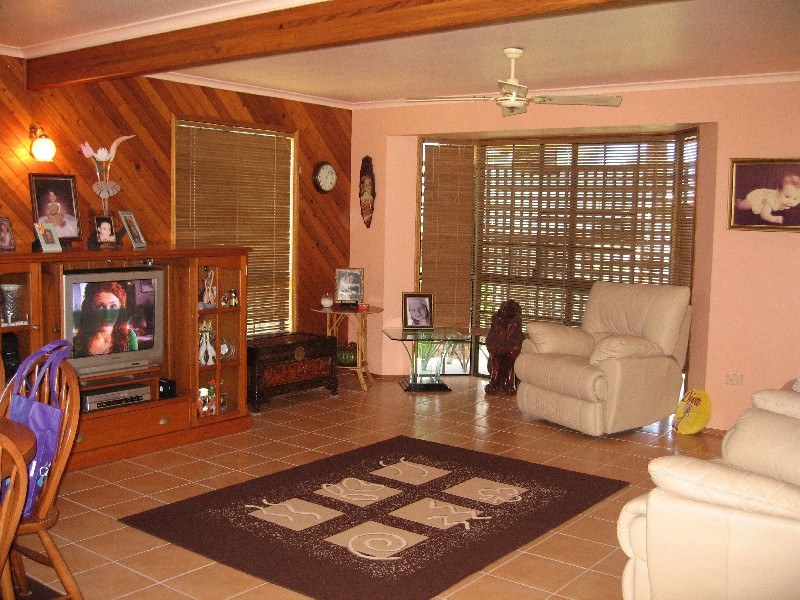 10 Bevington Street, Tannum Sands QLD 4680