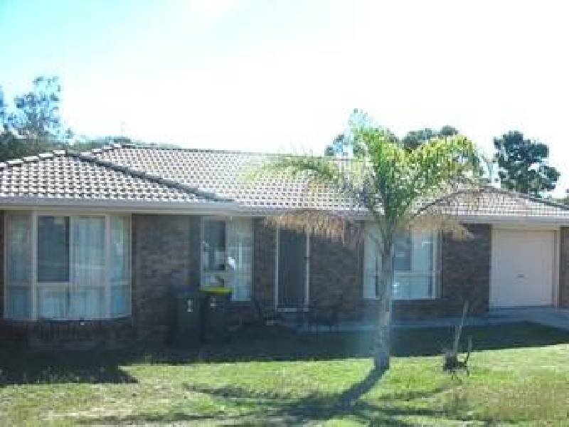 6 Chauvel Court, Boyne Island QLD 4680