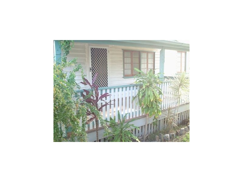 24 Pacific Ave, Tannum Sands QLD 4680