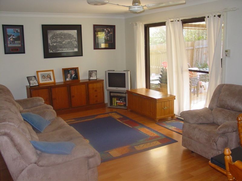 8 Gideon Street, Winston Hills NSW 2153