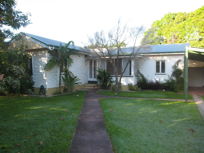 17 Paulette Street, West Mackay QLD 4740