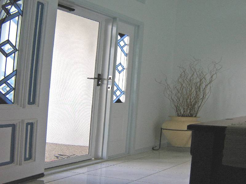 91 Victor Avenue, Glenella QLD 4740