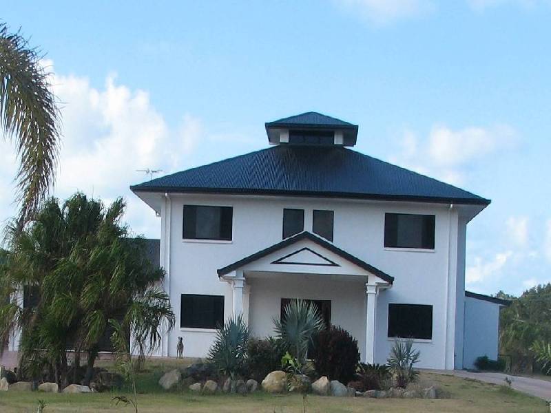 77 Camilleri Street, Dolphin Heads QLD 4740