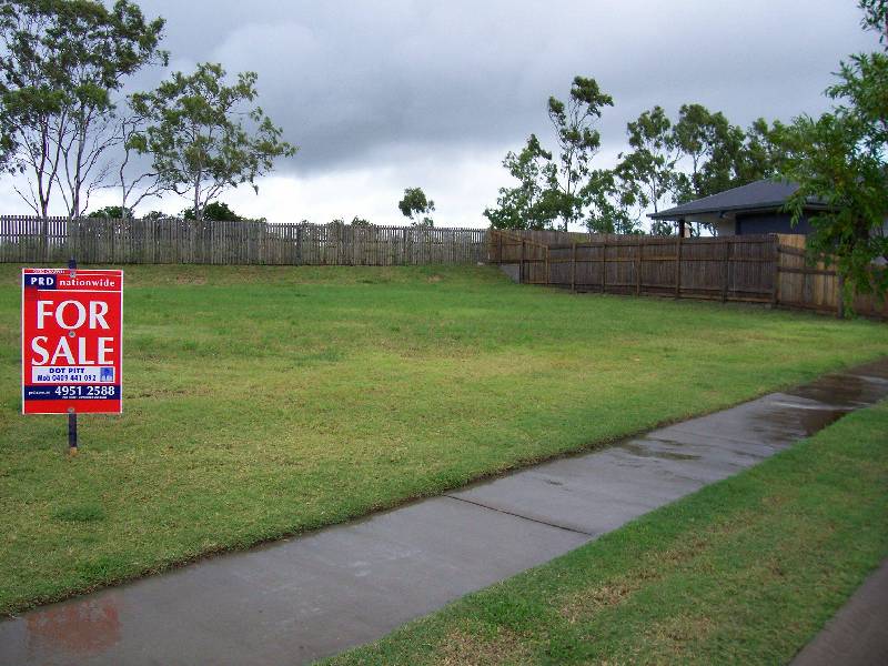 7 Joseph Crt, Glenella QLD 4740