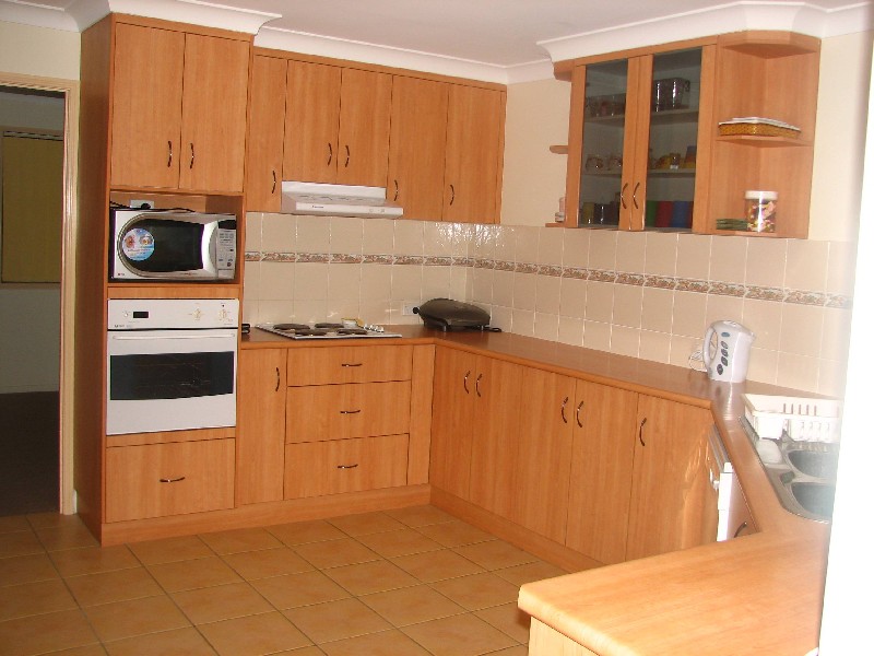 84 Rasmussen Avenue, Hay Point QLD 4740