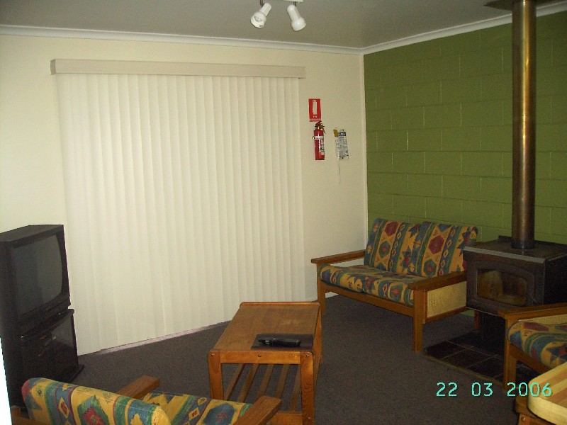 Unit 8 4 Chelmer Street, Eungella QLD 4757