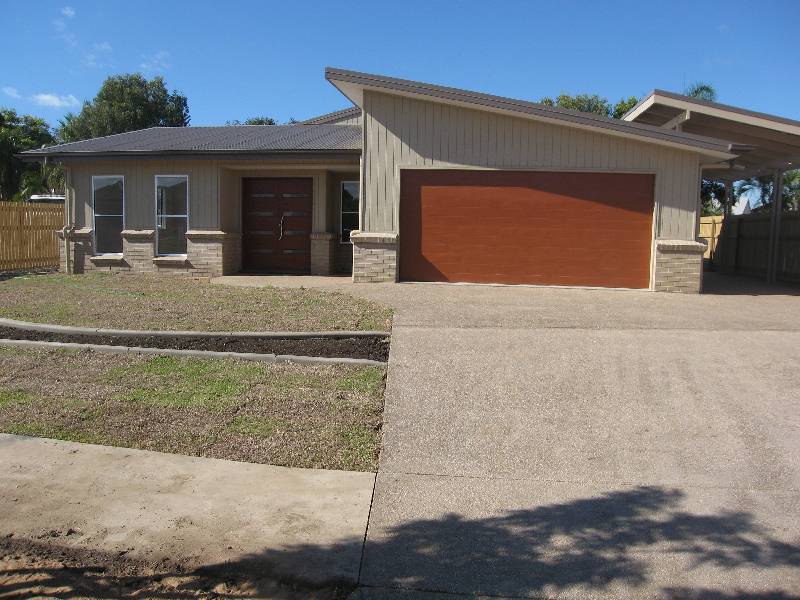 7 Lakeview Drive, Beaconsfield QLD 4740