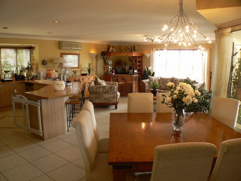 51 Overland Drive, Edens Landing QLD 4207