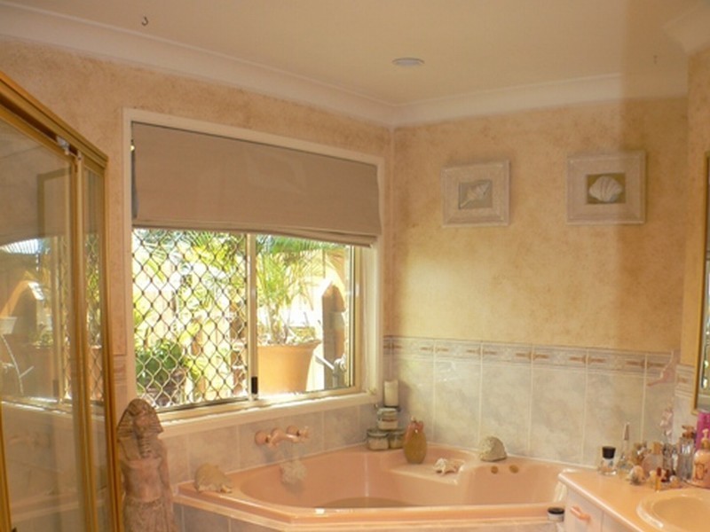 51 Overland Drive, Edens Landing QLD 4207