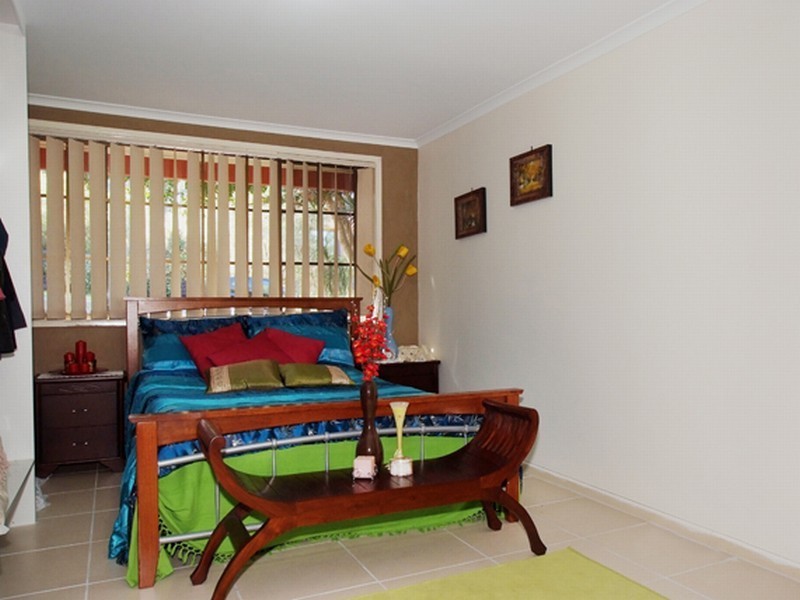 21 Winona Street, Shailer Park QLD 4128