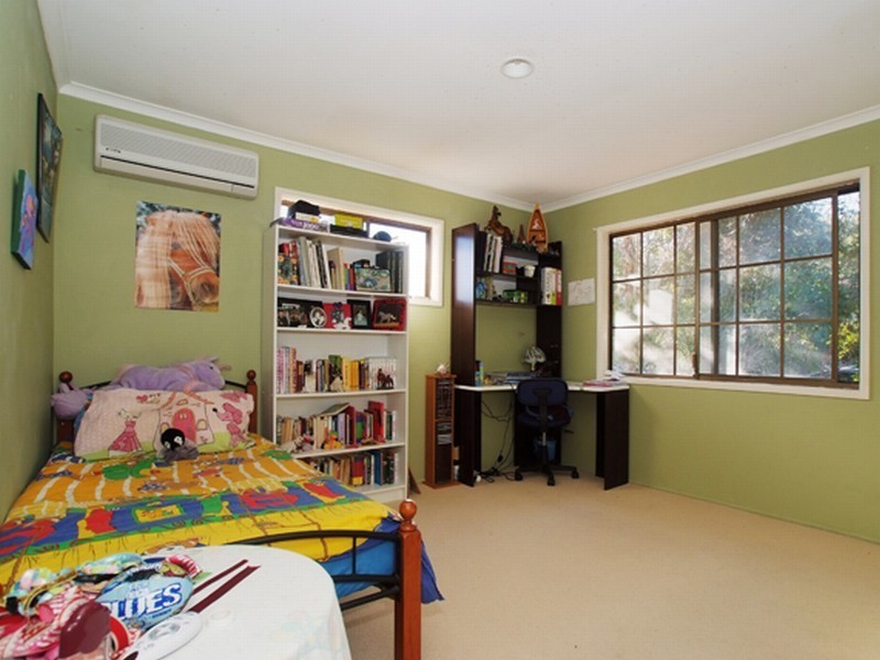 21 Winona Street, Shailer Park QLD 4128