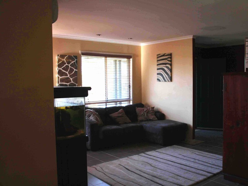 43 Tahan Crescent,, Tanah Merah QLD 4128