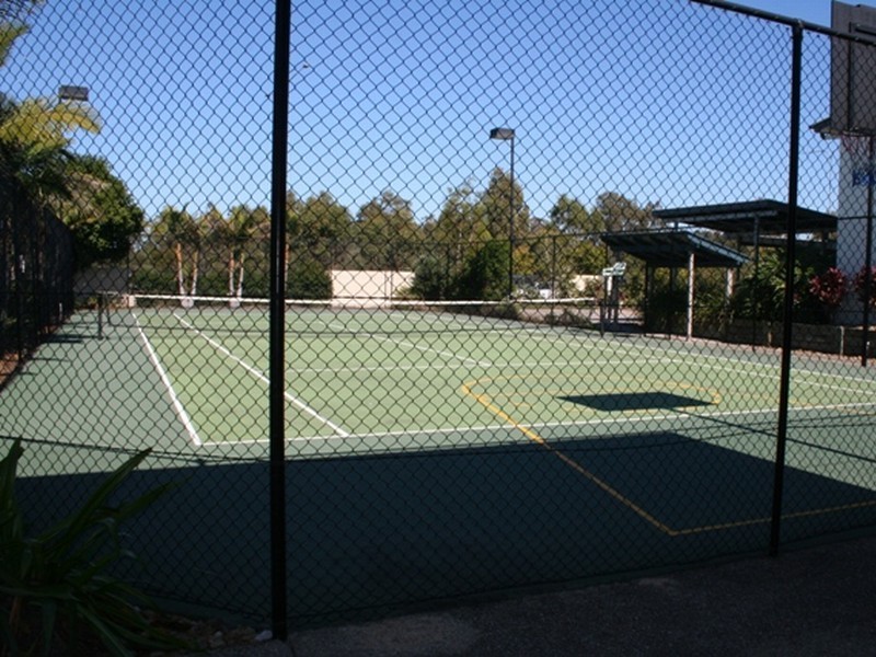 33/66 University Drive, Meadowbrook QLD 4131