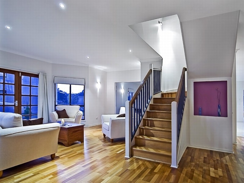 94 Hibiscus Close, Wishart QLD 4122