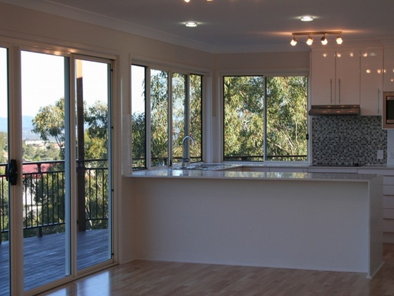 27 Kimberley Drive, Shailer Park QLD 4128