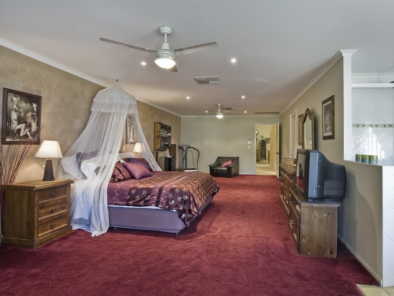 Tanah Merah QLD 4128