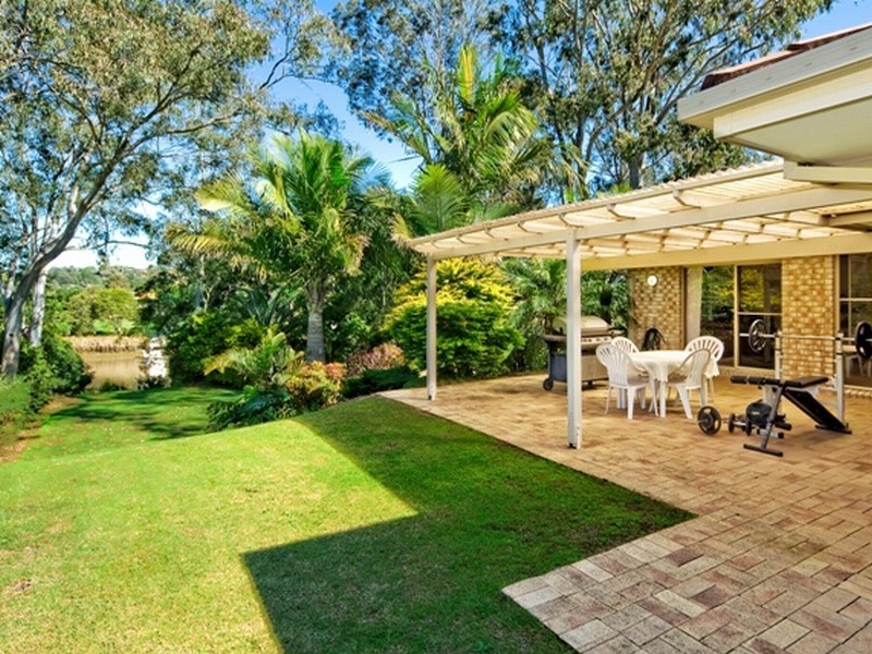 97 Dewar Drive, Loganholme QLD 4129