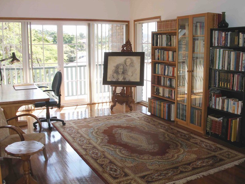 4 Riviera Court, Cornubia QLD 4130